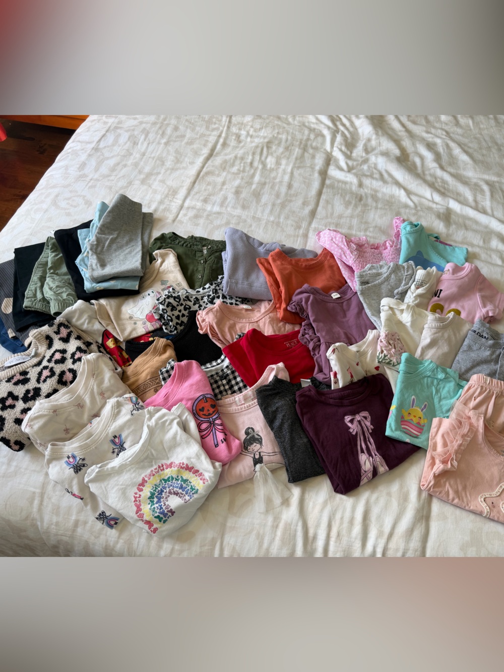 Mixed Girls 3T Clothing Set bundle Lot 39 items